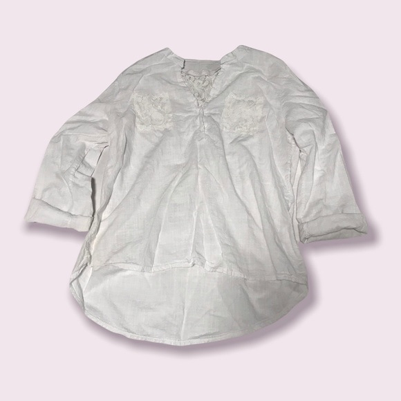 🌟SALE 2/$10.00‼️ Women’s Blouse Boho White with Lace Details size M - Picture 5 of 7